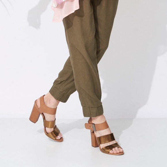 Sam Edelman Yelena Chunky Leather Strapped Sandal - Picture 2 of 10